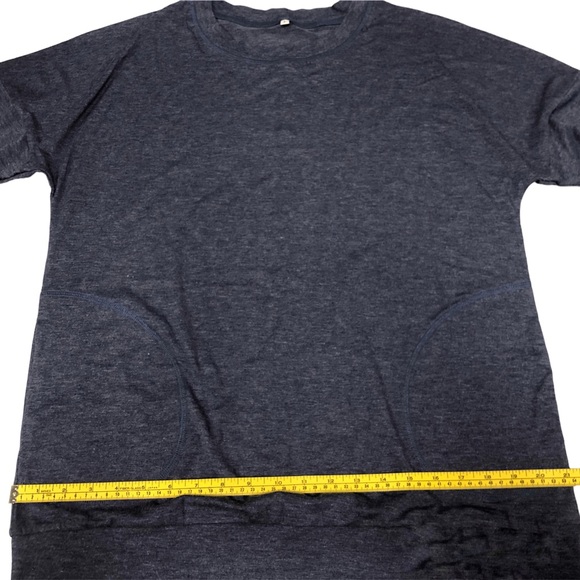 NWOT Loose Fit Tunic T Shirt with Pockets - Picture 7 of 8